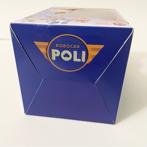 Robocar Poli Helly Take n Play Transforming Robot Toy - Picture 7 of 8